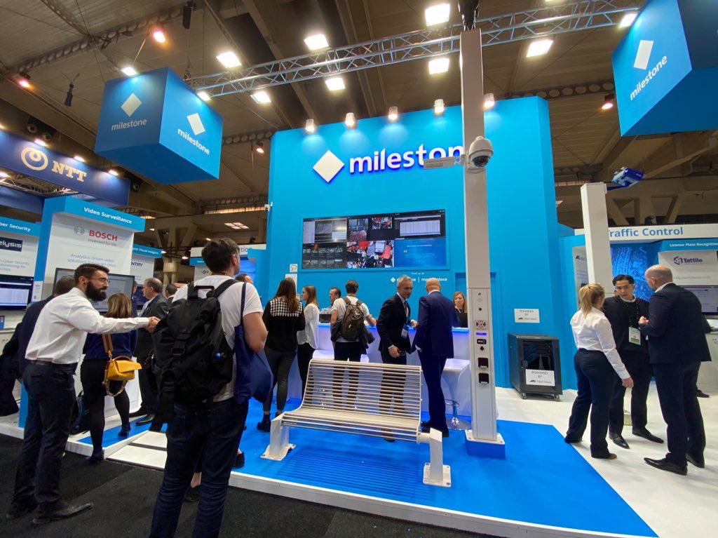 milestonesys's tweet image. What is your dream city? A city where you can feel safe and secure? Where traffic pollution is minimized? Visit our stand at the @SmartCityexpo to learn how! Find us in Hall 2, stand 350. #SCEWC19 #trafficmanagement #citizenprotection #theeventforcities #CitiesMadeOfDreams