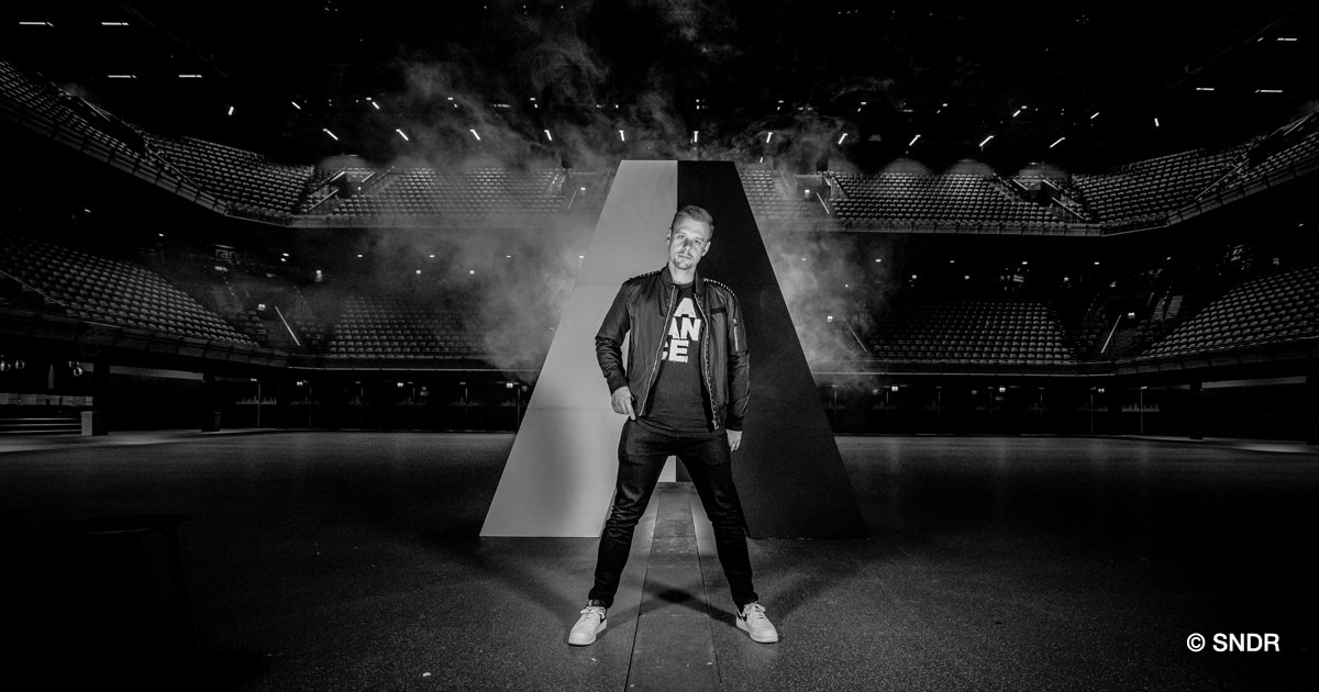 Op 22 en 21 mei 2020 staat <a href="/arminvanbuuren/">Armin van Buuren</a> met ‘This is me’ in de <a href="/ZiggoDome/">Ziggo Dome</a>! 

Vanmiddag om 12 uur start de kaartverkoop voor deze show! 

Ga jij proberen kaarten te krijgen? 

1erang.nl/producties/arm…

#Kaartverkoop #ArminvanBuren #thisisme #Ziggodome #concert #uitagenda #1eRang
