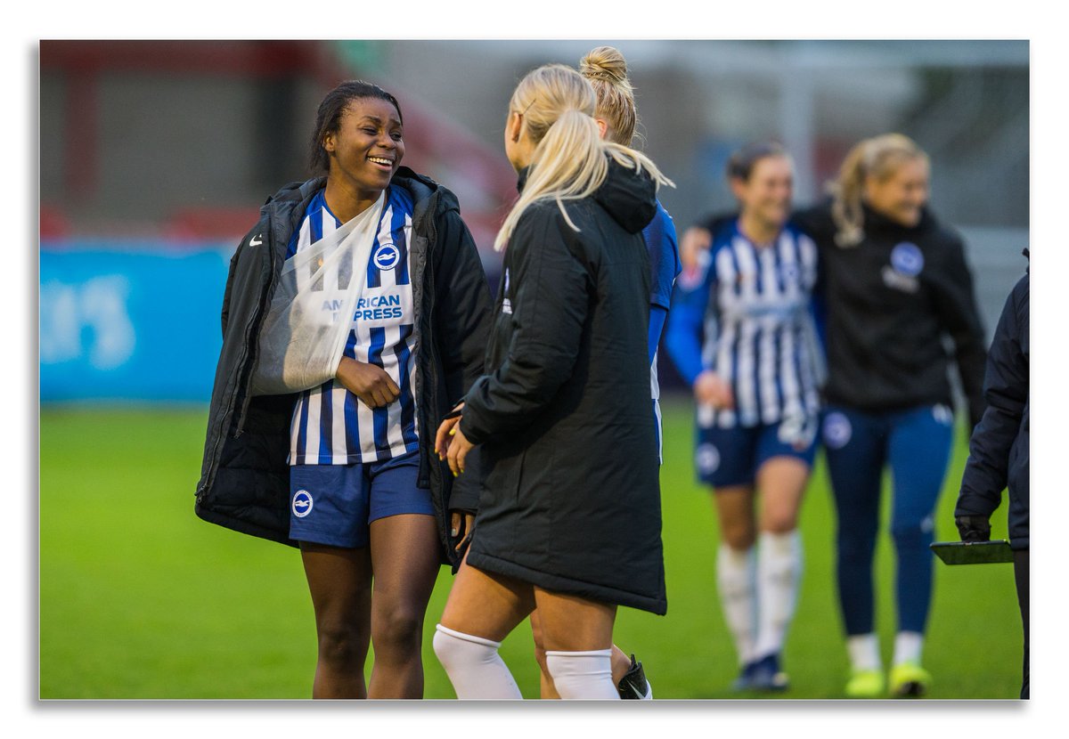djstottyimages's tweet photo. Pleased to see that Brighton Footballer Ini Umotong is on the mend following her injury during the Brighton v Arsenal game back on 03 Nov 19 ... before you ask Ini is the one keen to see the 'in agony' one balanced with the 'pain free' one all within 5 mins thanks to the physio! https://t.co/aJvaC4NJyV