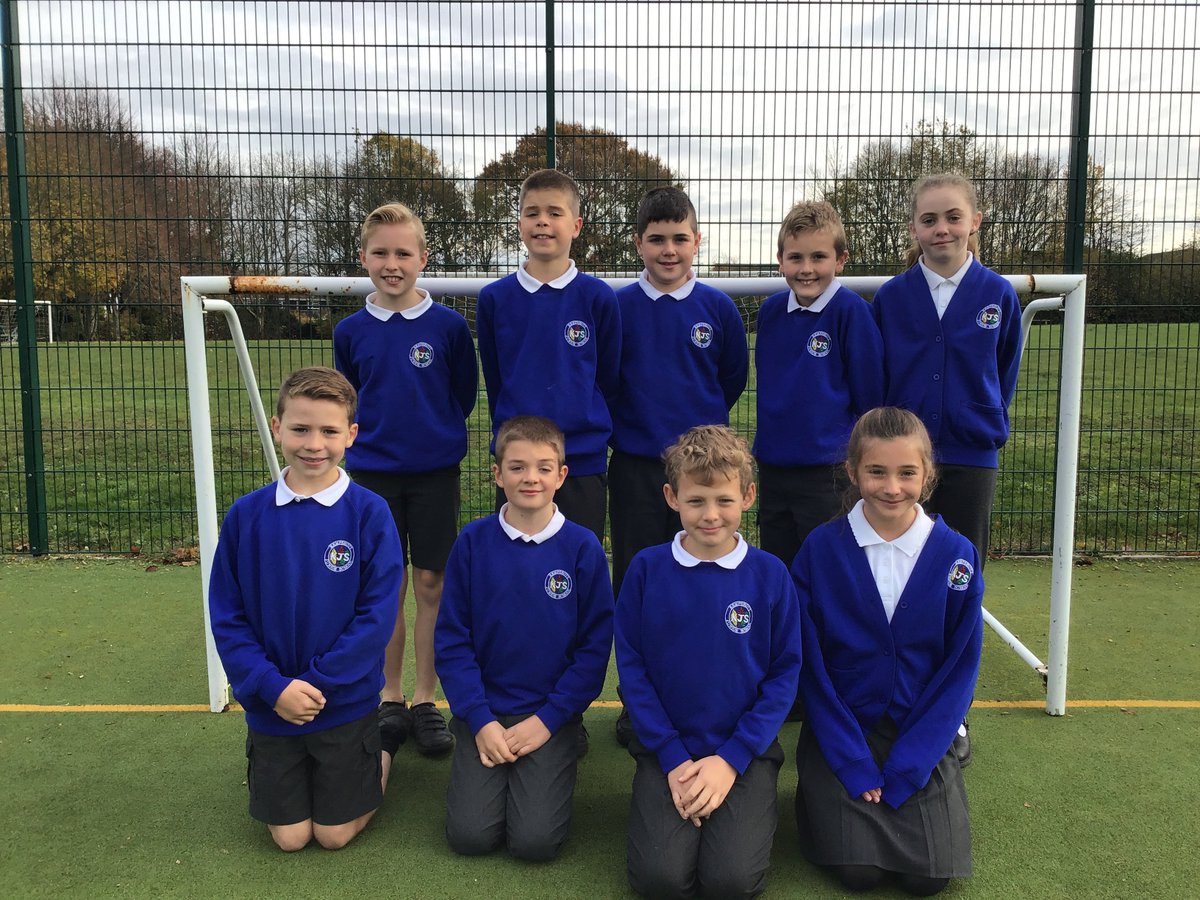 A belated thank you to our hockey teams who represented us fantastically last Thursday at Down Grange. Some excellent performances means one of our teams are currently unbeaten! 🏑🎉 #hockey #teamwork