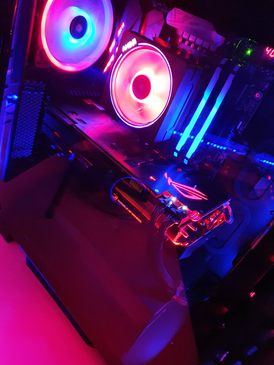 [🌹] I am still in love with it .. 

Already 1 month is it here on my side now ;w;