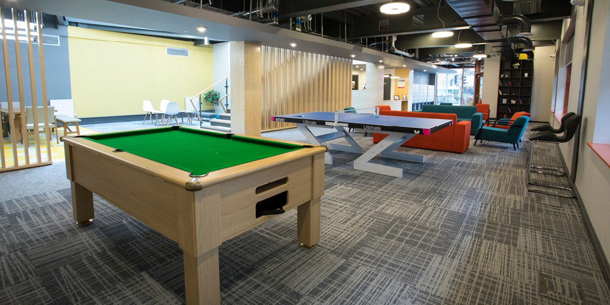 StudentStay_UK's tweet photo. Only a 13-minute walk to the University of Aberdeen ๐๐
This amazing property has many communal areas, including a study area, games room & cinema room ๐๐ฑ๐ฆ
https://t.co/DrIWeDUtis
#LetsGoGroup https://t.co/suF3z60Hm9