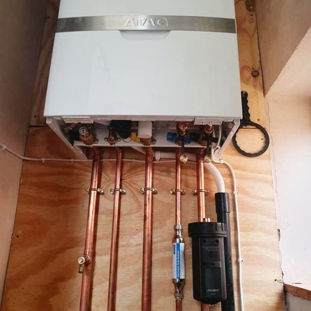 ADEY_Pro's tweet photo. The MagnaClean Pro3 Sense allows installers to offer an improved service to their customers due to the monitoring capabilities of the filter. This allows remedial maintenance to take place, preventing potential boiler breakdowns
#TeamADEY #Pro3Sense https://t.co/d8OuToLnhN