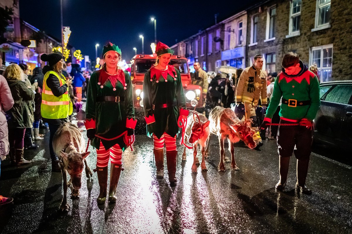 Our Christmas Parade is fast approaching!!
And it's going to be bigger and better than ever!!!

30th November!!!