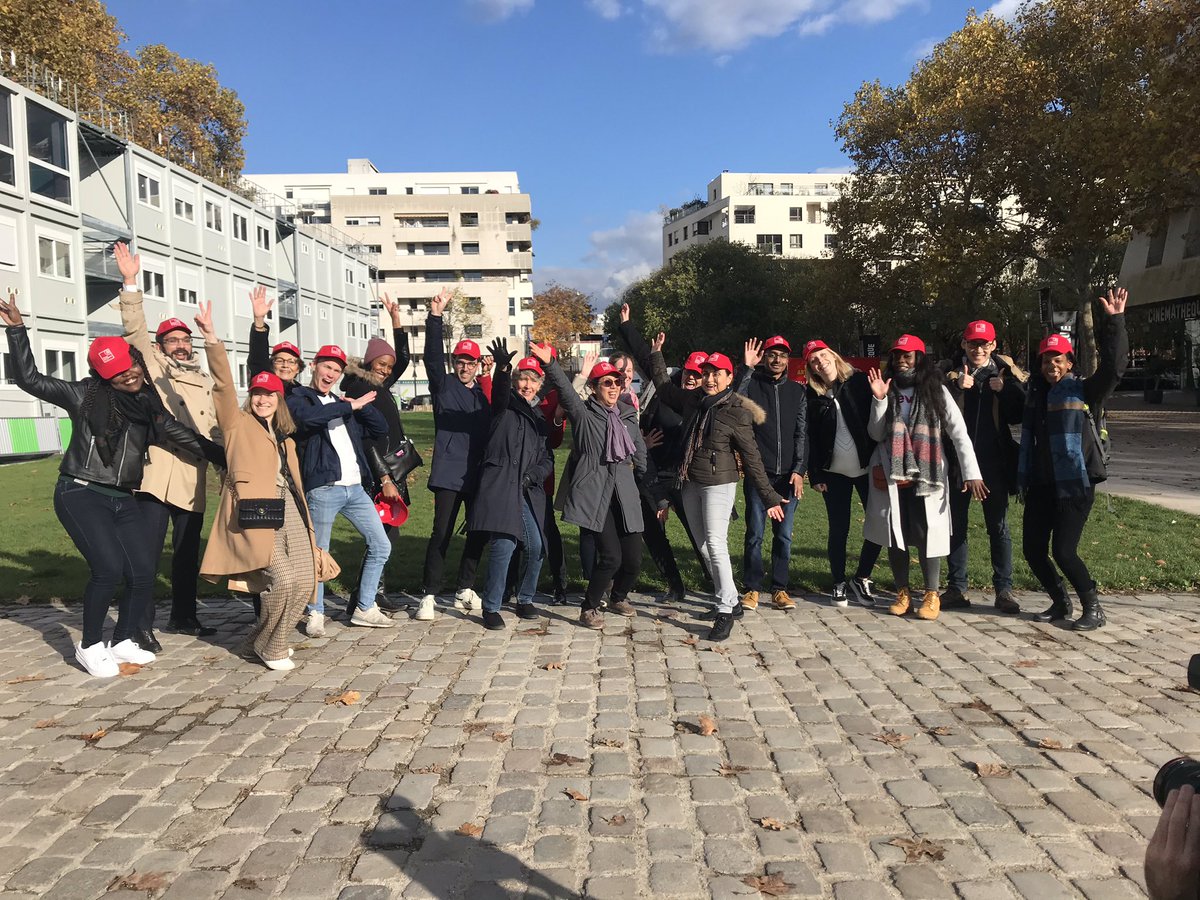 caissedesdepots's tweet photo. Nous sommes arrivés au parc de Bercy, les équipes se rendent compte du butin ramassé.. il est plutôt conséquent 😢🗑 mais tout le monde reste optimiste et déterminé 🤝💪🏼
#CleanUpWalk https://t.co/0tFzE5pw0X