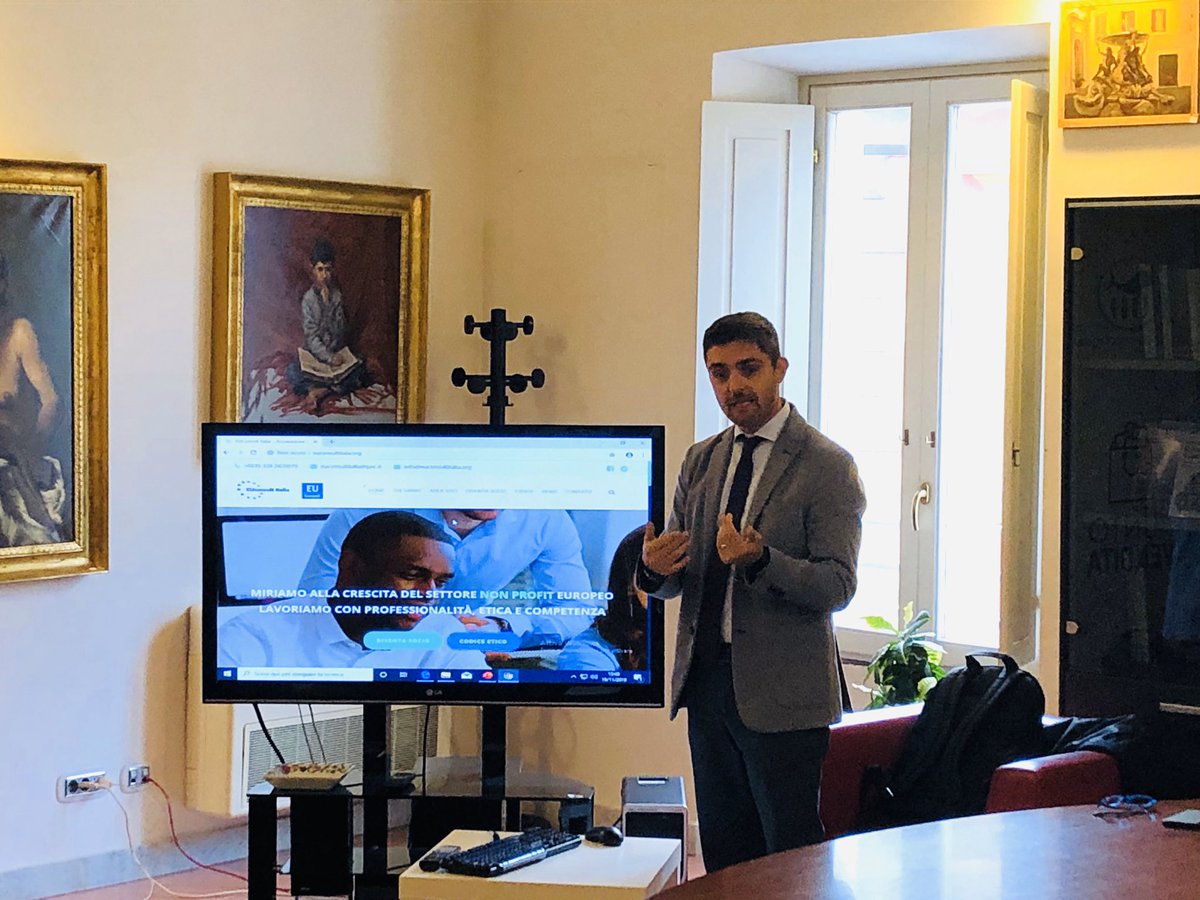 Il nuovo sito dell’associazione realizzato da @3d0Agency <a href="/GabrieleGranato/">Gabriele Granato</a> #networking #assembleasoci