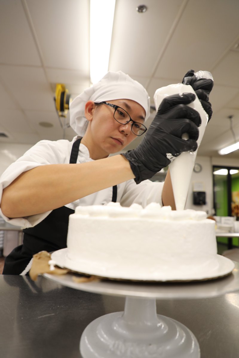 durhamtech's tweet photo. This could be you! Learn the skills needed to work in a pastry kitchen or bakery by enrolling in the next Principles of Baking and Pastry course, starting January 13! | Details: https://t.co/mEPQjUwVmR | #DurhamTech #BakingLife #PastryLife #PastryKitchen #PastryChef #DurhamNC https://t.co/QcLsiIs8Nf