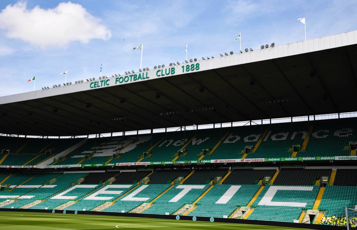 🍀COMPETITON🍀

#CelticFC fans, we're giving away 5⃣ pairs of general admission tickets for <a href="/CelticFC/">Celtic Football Club</a> v Livingston 23/11/19 
For your chance to win a pair of tickets 

✅Follow <a href="/Dafabet/">Dafabet</a> 

🔄Retweet this post 

⏳Closes 21/11/19 at midnight 

🎟Winners: 22/11/19

🔞+ONLY 

#CELLIV