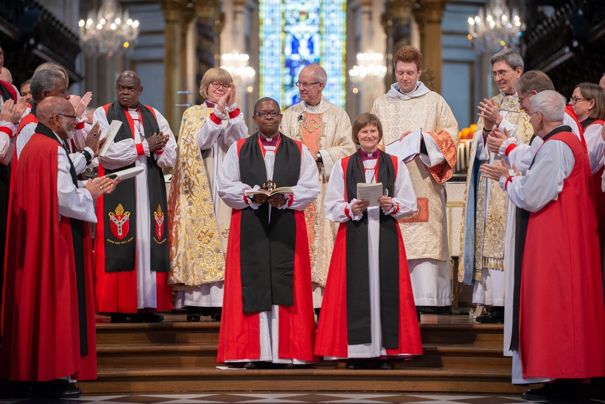 StPaulsLondon's tweet photo. Congratulations to the new Bishop of Dover and the new Bishop of Reading! 

A joyful celebration at the Cathedral this morning for the consecration of Rose Hudson-Wilkin and @LiviJGraham. https://t.co/IF95h1jUL7