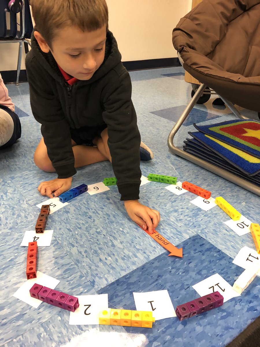 Erin71869288's tweet photo. Telling time to the minute! What a creative way to show the minutes using blocks @NPESharks  @collierschools https://t.co/TAaklD9vWt