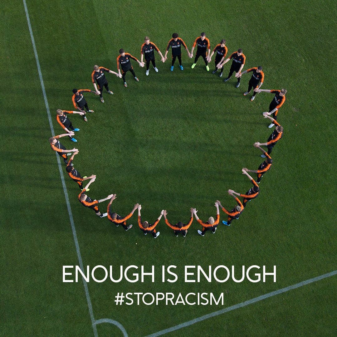 douwegerlof's tweet image. Zoveel effectiever dan de acties van Bij1, KOZP, etc. + alle meelopers die kans zien om bij het minste of geringste hun morele straatjes schoon te vegen rond een kinderfeest. De @KNVB en #TheNewWave zijn gewoon goed bezig. #stopracism #verbind