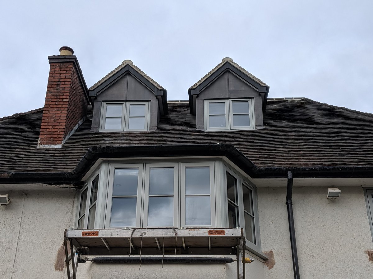 eywindows's tweet image. Residence 7 job coming on well in Sutton Coldfield. Full pictures when completed. Supplying an amazing fire and bifolds to this project to!