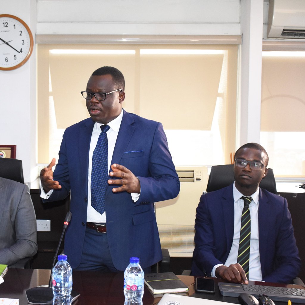 CSCSNigeria's tweet photo. @SECNigeria Our Head, Technology Solutions; Mr Anthony Ezugbor, presenting CSCS: Regconnect to the registrars at the launch of the web based solution, which offers a more efficient and automated data exchange between Registrars and CSCS.
#CSCS #Regconnect #ICMR #CapitalMarkets https://t.co/CEvREF1QmO