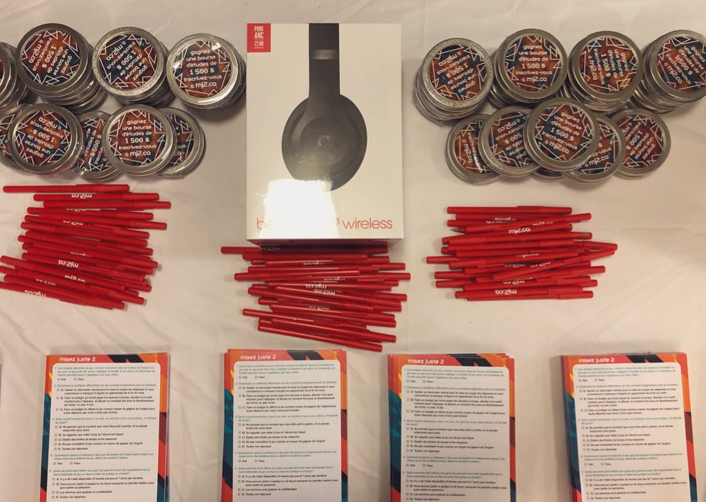 knowthescore2's tweet photo. Bonjour @campus_moncton en ce jour pluvieux!  Nous sommes à nouveau installés dans le Centre Étudiant aujourd'hui jusqu'à 14h. Rejoignez-nous pour la dernière fois que vous participez au quiz mj2 et obtenez des bonsbons Jelly Belly! #kts2 #udemoncton https://t.co/9nNG7HZWhq