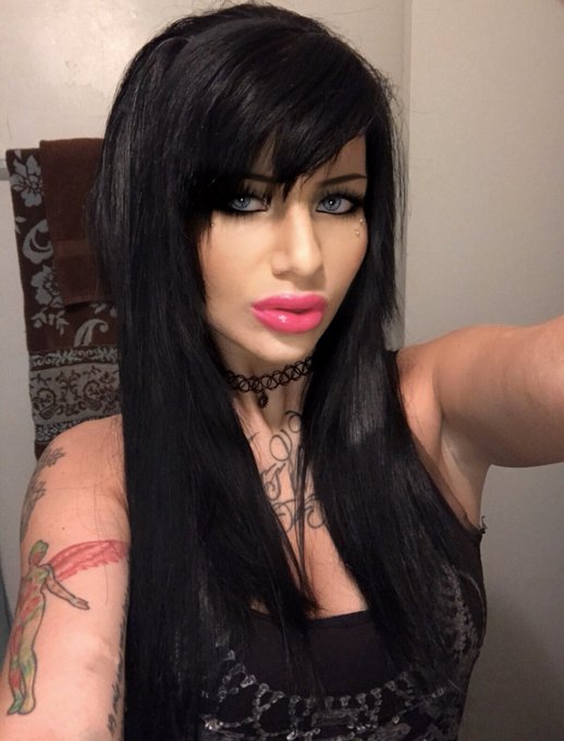 I&rsquo;ve made an account exclusively for my #Bimboification adventures... 💕 anybody interested, go follow<a href="/tag/bimboification"class="tags">#Bimboification</a><a href="/tag/bimbo"class="tags"><span>#bimbo</span></a><a href="/tag/gimbo"class="tags"><span>#gimbo</span></a>