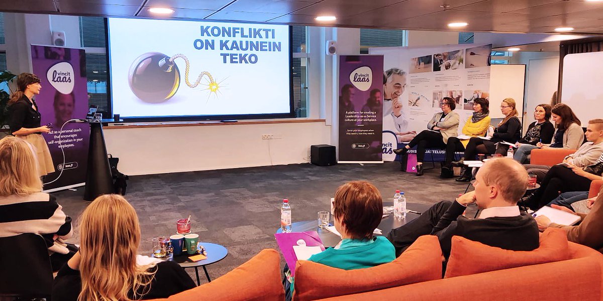 LaaS-valmennuksessa kuultiin tänään myös huikean @kirsipiha:n ajatuksia konfliktien kohtaamisesta!💣

Tällä porukalla nähdään seuraavan kerran joulukuussa. Jos haluaisit mukaan näille sohville ja kevään valmennusohjelmaan, lue lisää 👉 eventbrite.com/e/laas-valmenn…

#työelämä