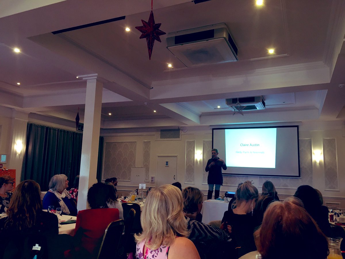 Over to Claire Austin to talk to us at #NWSXmas <a href="/DAustinRoses/">David Austin Roses</a> 🌹