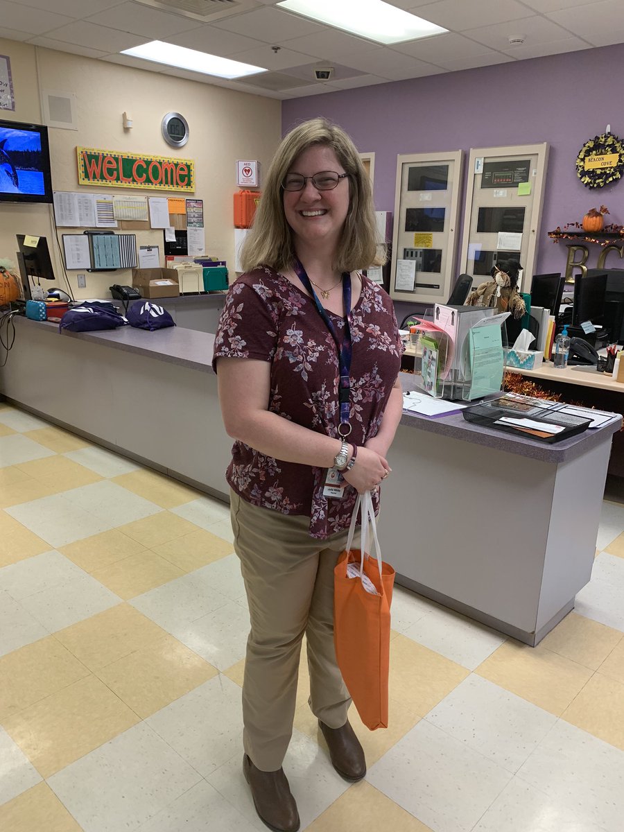 Maureen Thompson (@maureenthomp12) on Twitter photo Congrats to <a href="/JulieWh19786448/">Julie White</a> over at Becon Cove Intermediate for being an ESP Twitter Winner!!! π€ Changing lives 1 student at a time @SDPBCESP #EducatorSupportMatters Congrats to <a href="/JulieWh19786448/">Julie White</a> over at Becon Cove Intermediate for being an ESP Twitter Winner!!! π€ Changing lives 1 student at a time @SDPBCESP #EducatorSupportMatters