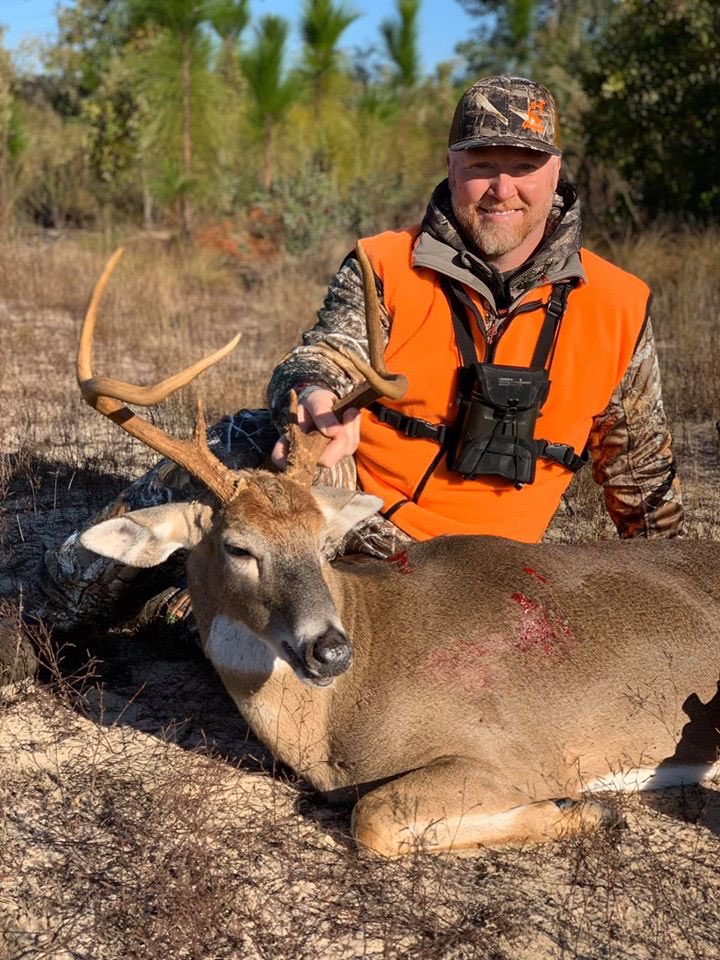 ladderstands's tweet photo. Michael Lee from Backwoods Life with a big 6 point GA buck! #6pointbuck #treestandtuesday #treestandbuddy https://t.co/eCNOLT0nRy