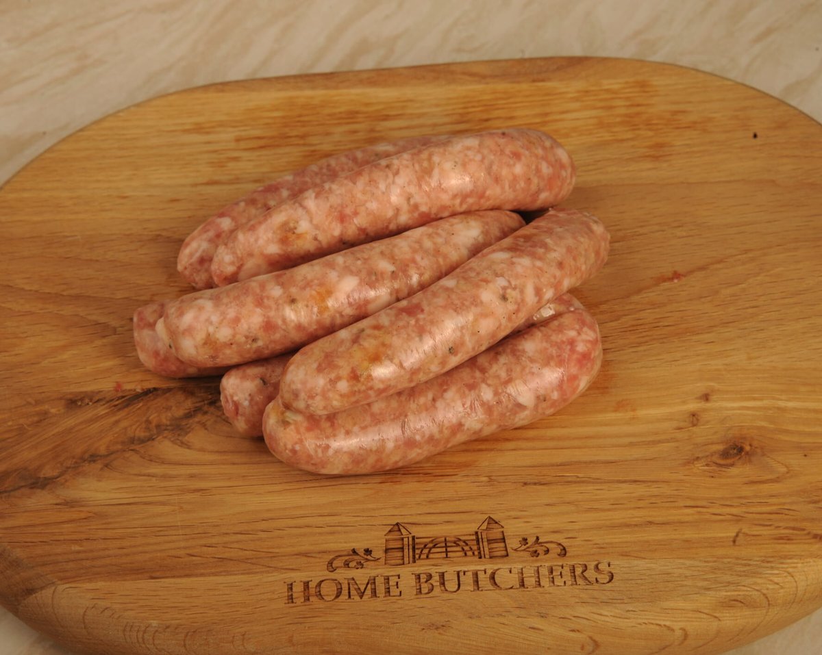 meatdelivered's tweet photo. Subscribe to one of our boxes now and have the finest #NorthernIrish meat and pastries delivered to your door every month #BelfastPastie #VeggieRoll > https://t.co/SRTeuh2KoO 🍖 https://t.co/RgwHY50EjD