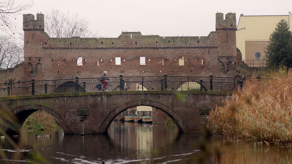 Zorgorganisaties <a href="/Sutfene/">Sutfene_Ouderenzorg</a> en Sensire onderzoeken de mogelijkheid tot een fusie. Binnenkort tekenen beide partijen een intentieverklaring. “Samen kunnen we betere zorg bieden aan onze klanten en meer perspectief voor onze medewerkers.” bit.ly/2r4kor0
