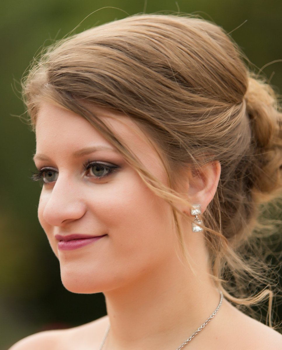 Overnight, detectives located the body of a white female, believed to be Jennifer Rothwell who was reported missing a week ago today. We'd like to thank the public for their help and hope Jennifer's family can have some closure. 
ksdk.com/article/news/l…