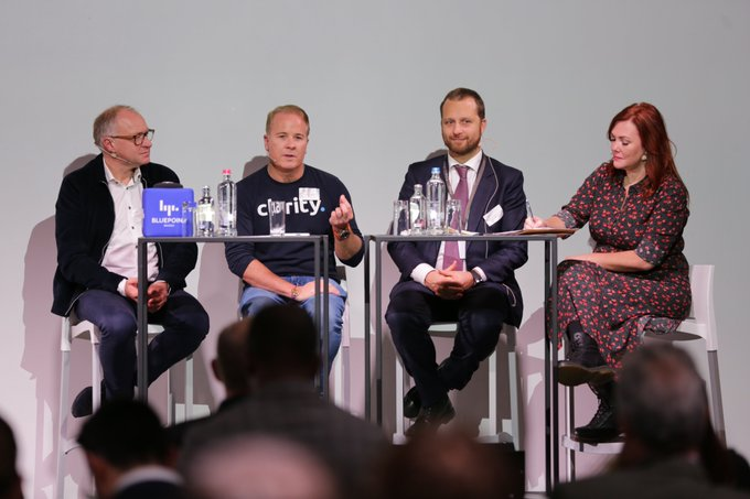 laurabuijs's tweet photo. SMEs, make tech work for you! Going digital vs. your business needs as discussed #DigitalDayEU @AccountancySME @AccountancyEU https://t.co/AF9d9IUIiE