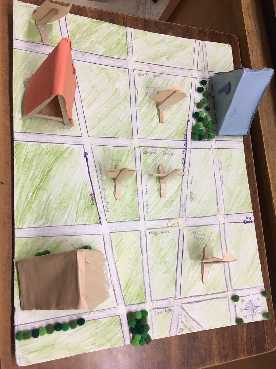 Colourful and #creative #geometricity <a href="/BalmoralDrivePs/">Balmoral Drive</a> <a href="/PeelSchools/">Peel District School Board</a> #geometry #engagemath