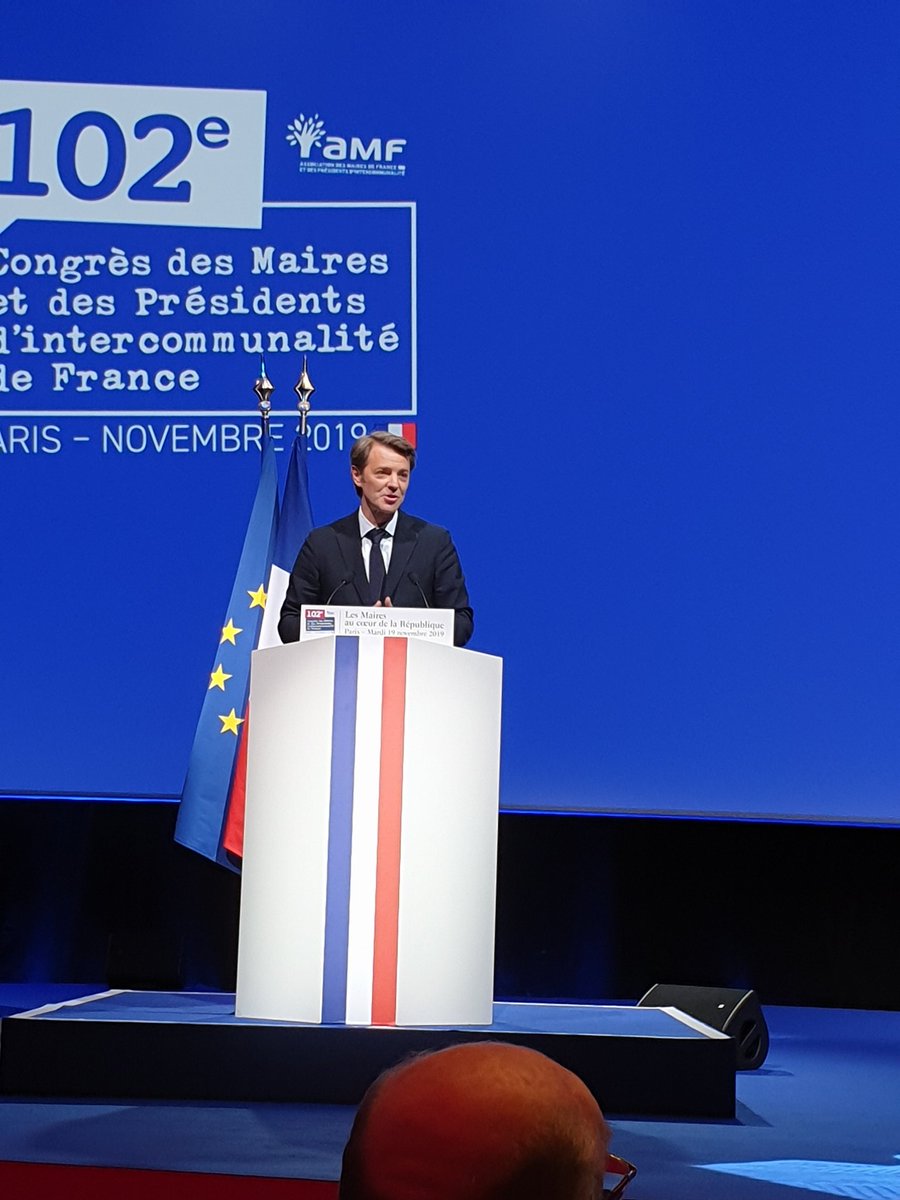 Loi sur les mobilités,  accueil dans les crèches,  petite enfance, equilibre hommes-femmes ...tout n'est pas négatif pour François Baroin avec le gouvernement mais cela n'est pas suffisant...