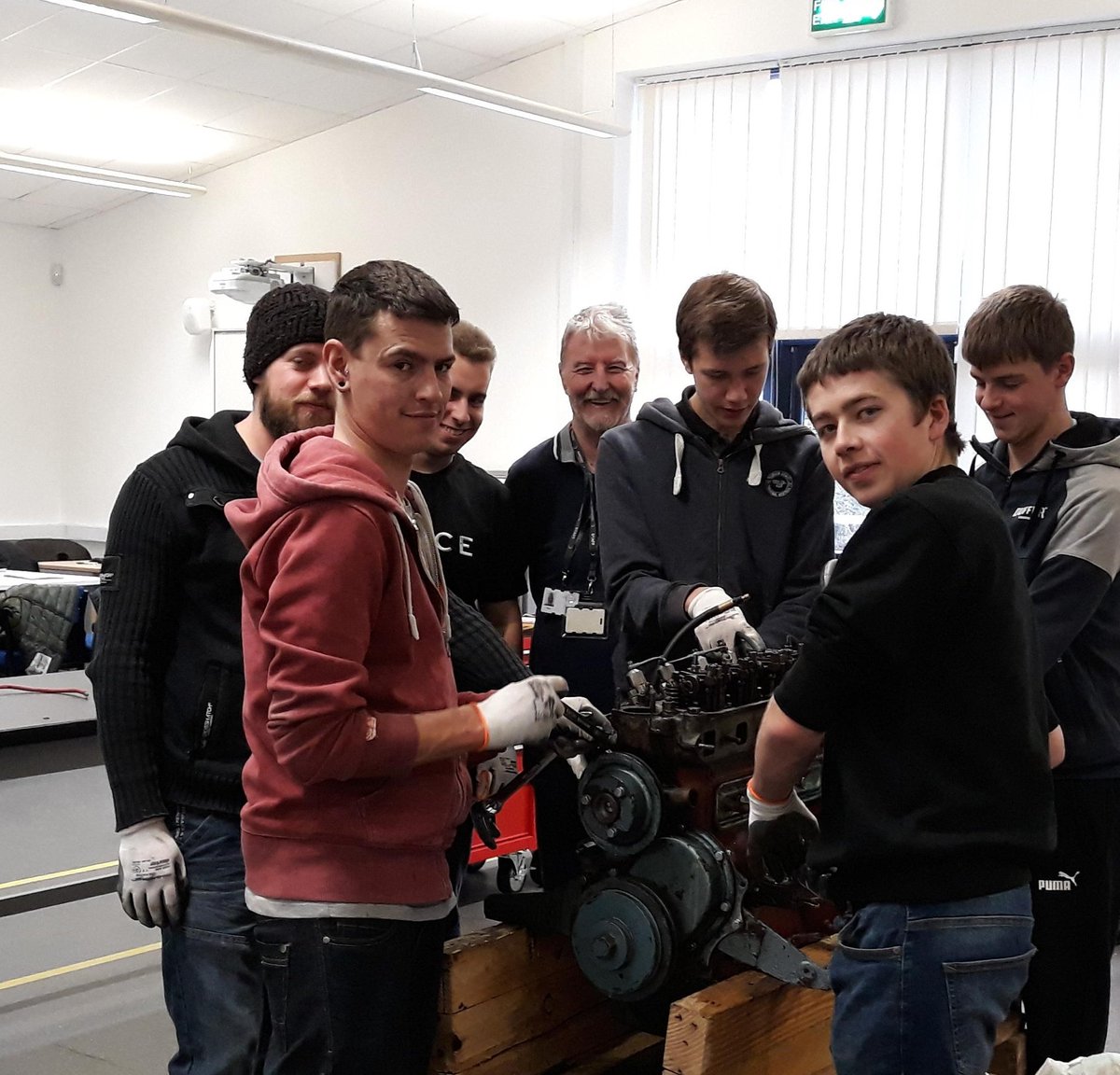 Marine Engineer Apprentices from various leisure cruise companies, working together in our workshop to a common goal - restoring a non-working engine to working condition. <a href="/EastCoast_Coll/">East Coast College</a> <a href="/norfolkbroads/">NorfolkBroads.com</a> #training #apprenticeships