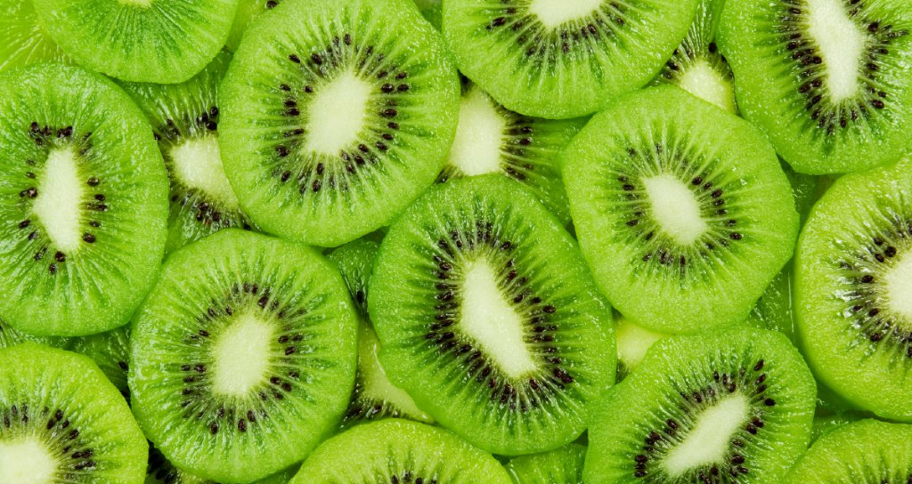 You might think of oranges first when you want to get more vitamin C. But many other foods have it, too! wb.md/32Z7Vlu