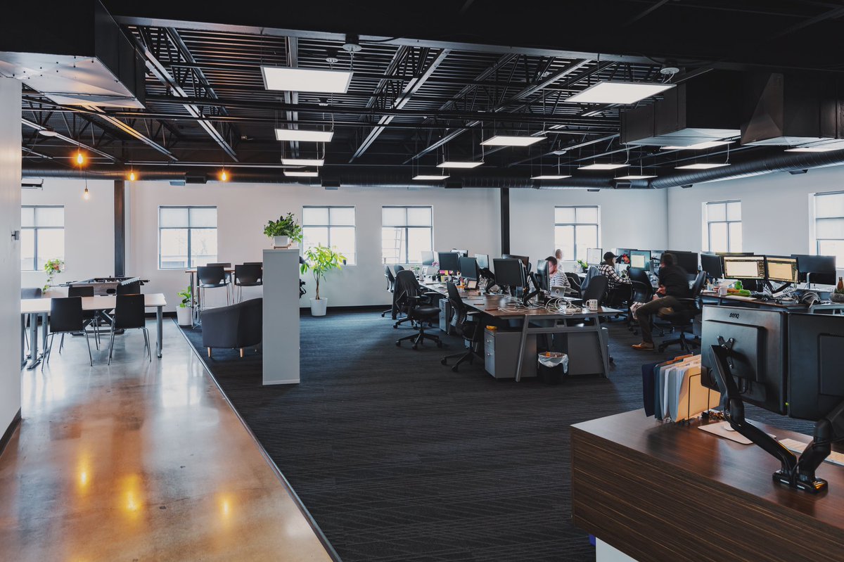 HuntingtonProps's tweet image. Huntington Construction Office Fit Up: 421 Richmond Road, #Westboro, 2018 #Ottawa #Construction #Design