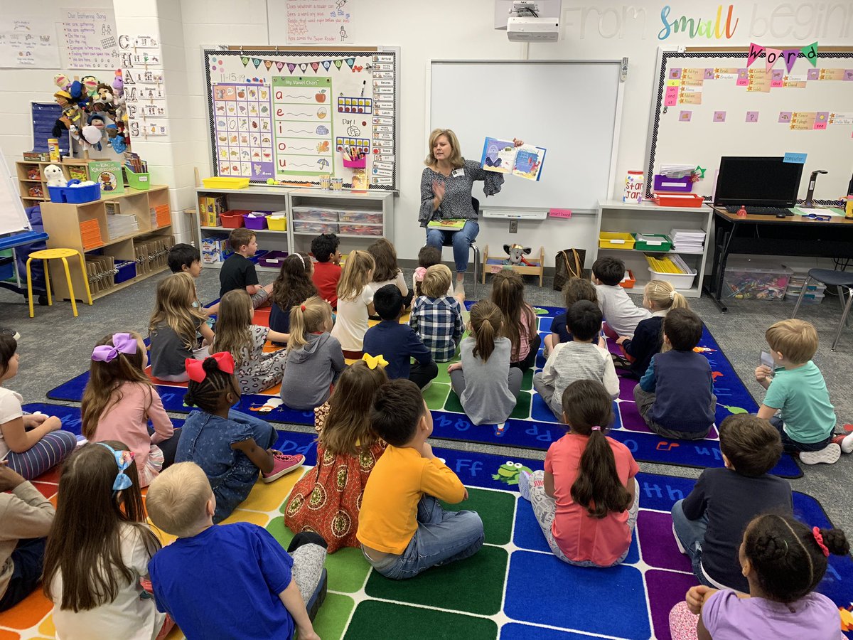 Thank you Ms. Melissa for reading to our class! #promisetoread #creechpride