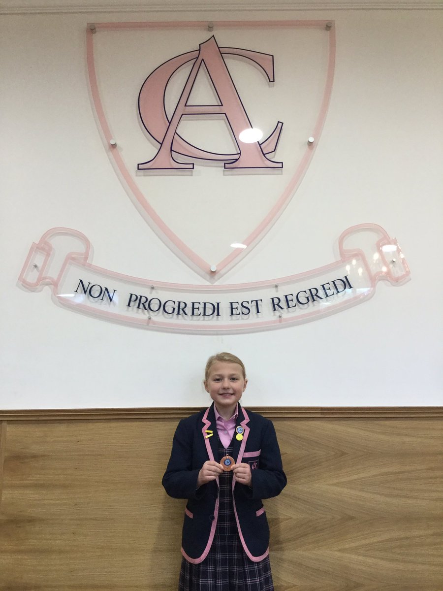 AlleynCourtPerf's tweet photo. Verse Speaking 8 years:
Sophie won the silver🥈and Polly won the bronze 🥉#southendmusicfestival #speechanddrama @AlleynCourtYr4 https://t.co/SRPyj4ssJ5