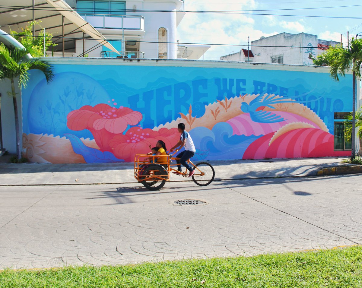 EliMonteroB's tweet photo. Here we are now ❤️

Un mural del #PaseoPionero de @ProyPanorama en Cancún.
👩‍🎨: @misskspencer https://t.co/9QGspPA3WF