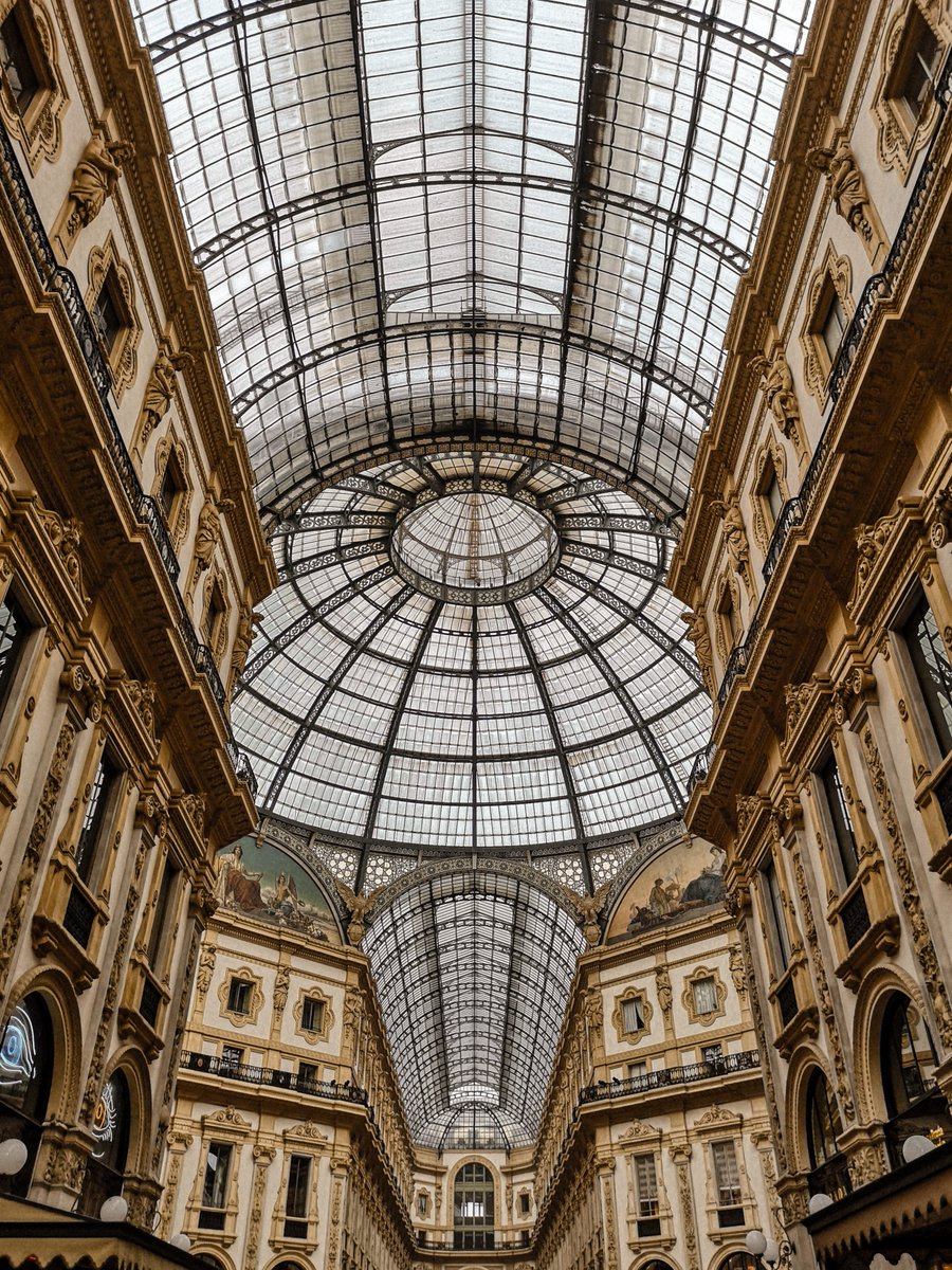 manny's tweet photo. When in Rome, be a Roman and when in Milan, visit the Galleria Vittorio Emanuele II, Italy's oldest active shopping mall and a major landmark of Milan.
#MannyinMilan #WCMLN #IoGiocoConGoDaddy #neverstoplearning #architecture #supreme #art https://t.co/WxglT3p7Mo