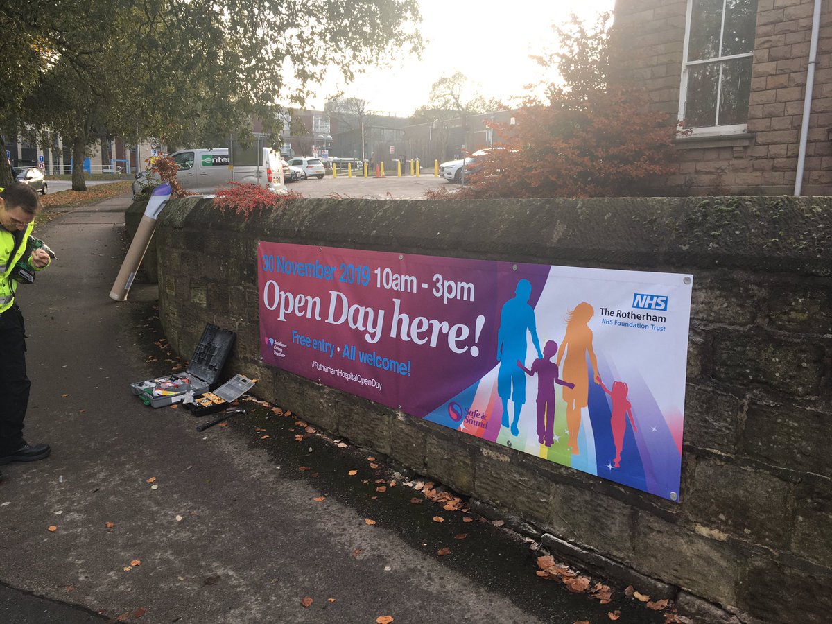 Hot off the press! Fixing the banners to announce @RotherhamNHS_FT Open Day on Saturday 30th November 10am-3pm. Come along and see behind the scenes, the more the merrier! #ambitiouscaringtogether @angelawooduk @RotherhamMayor