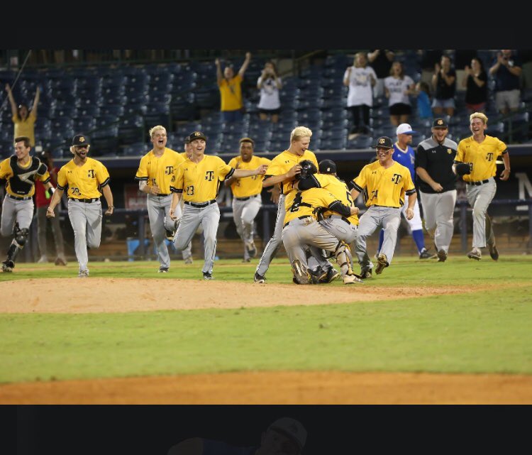 William Cole Ruffin (@cole_ruffin17) on Twitter photo Very honored and blessed to receive an offer from the W to further my baseball career!! <a href="/W_OwlsBaseball/">Owls Baseball</a> @CoachAllsup @Coach_jamesiii Very honored and blessed to receive an offer from the W to further my baseball career!! <a href="/W_OwlsBaseball/">Owls Baseball</a> @CoachAllsup @Coach_jamesiii