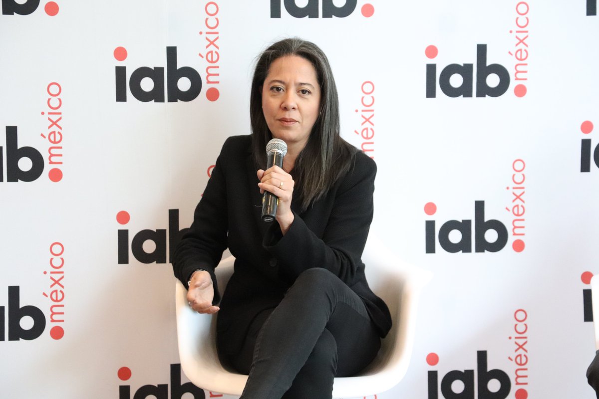 IABMexico's tweet photo. ¿Cómo @bbva y @ColgateLatam han logrado campañas exitosas en crossmedia? 
Durante el último Members' Council de 2019 tuvimos el panel: Retos para las Marcas en la Implementación de Crossmedia. @TobiFrieder, Verónica Martínez y @ekcornish, dieron su visión al respecto. https://t.co/MtLLque3u5
