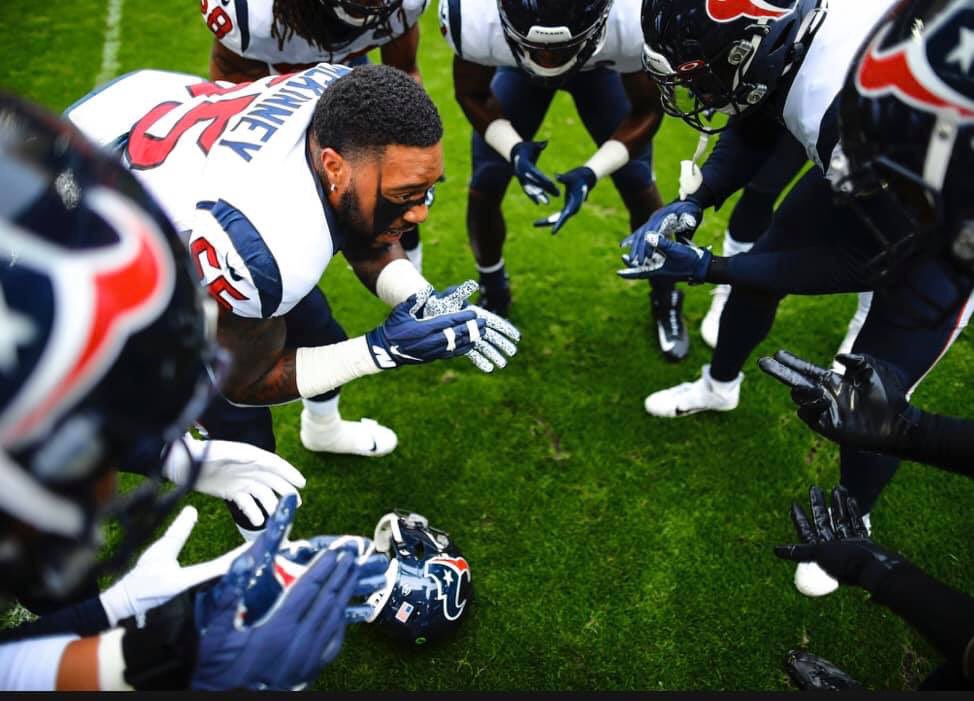 Wishing a special happy birthday to Benardrick McKinney ( Enjoy that BBQ  KevGPhotography | Instagram 