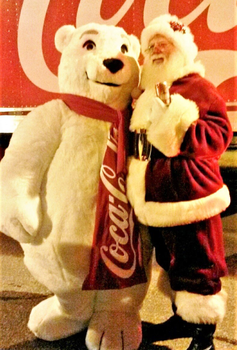 Hello to all our Kansas friends! Don't miss the Holiday photo op with Bubbles, the Ozarks Coca-Cola polar bear! He will be making an appearance at the Walmart at 2700 S. Santa Fe in Chanute on Friday, 11/22 and Saturday, 11/23 from 9am to 1pm.