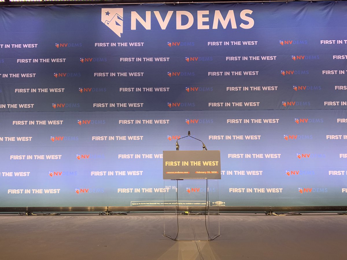 emmavkraus's tweet photo. Y’all —
On Sunday, 14 presidential candidates came to Vegas for @nvdems’ #FITW19 event. To say the night was incredible would be an understatement. I have no words to accurately describe it. Our team crushed it. Our electeds & candidates crushed it. Thanks to all who joined! https://t.co/uOofioxZyf