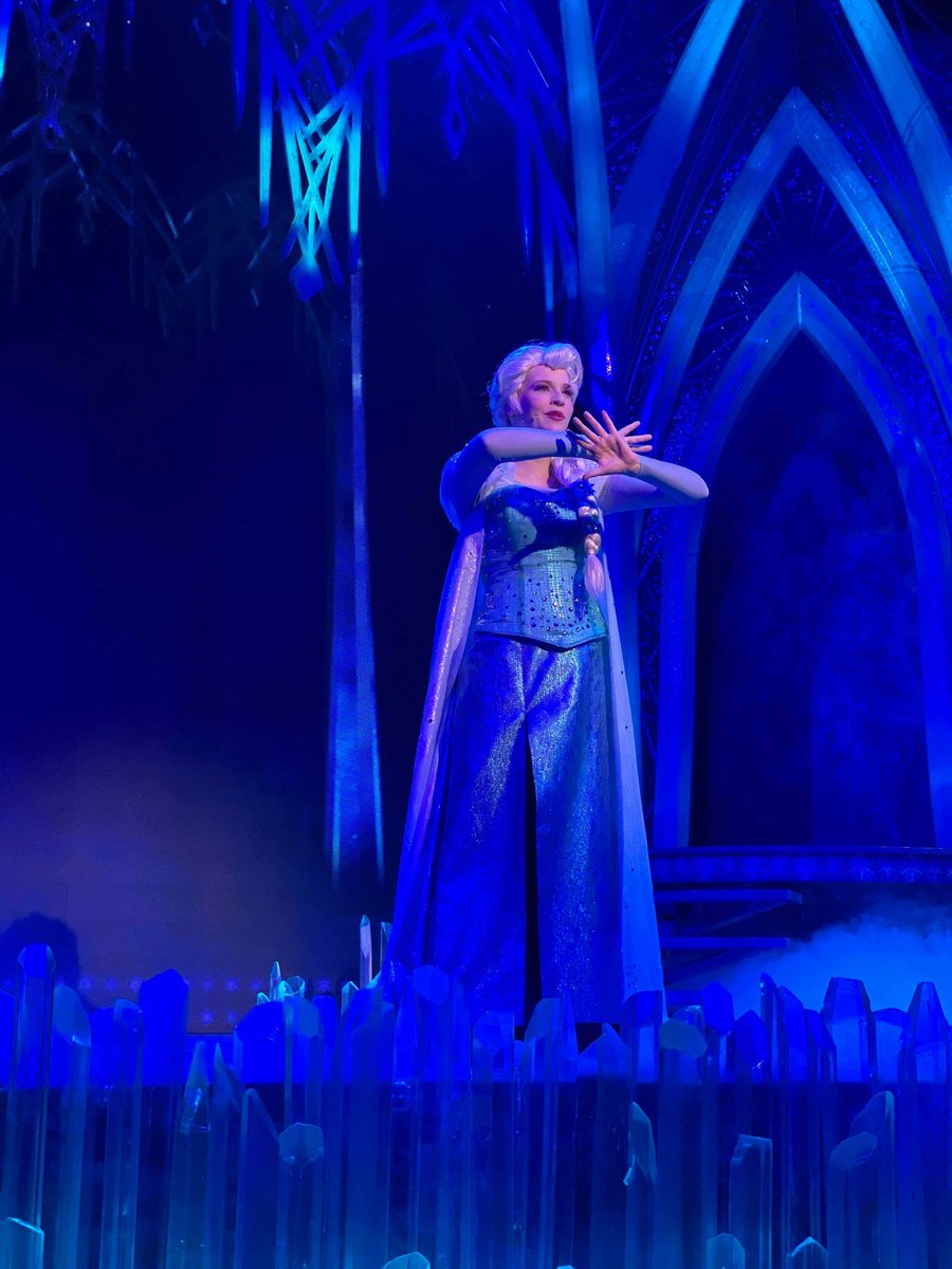 ED92Magic's tweet photo. ❄️ We'll never get tired of the beautiful show Frozen: a Musical Invitation at Animation Celebration https://t.co/qJiZBEJYO0