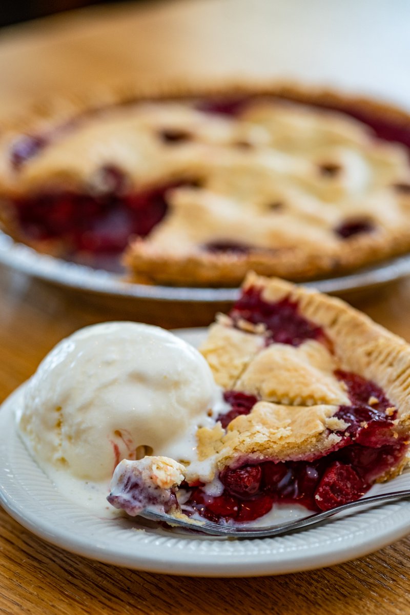 It's the #holiday season, and there are so many things to do! Let us help you plan your beer-centric seasonal menus. #beerwerkstrail

beerwerkstrail.com/holiday-eats-b…