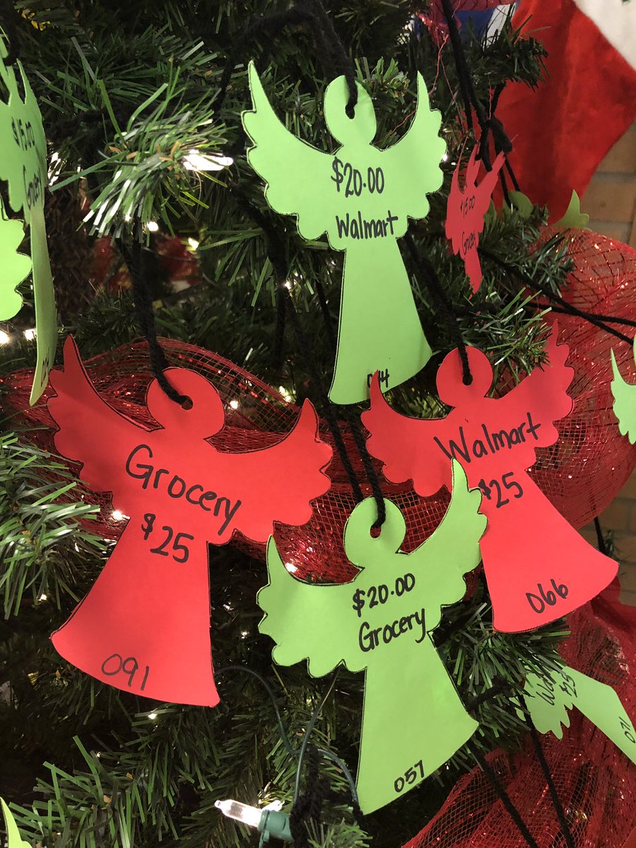StJosephDPCDSB's tweet photo. Our Advent Acts of Kindness have begun! Please consider adopting an Angel from our Angel tree. Donโt forget to register your angel with Mrs. Carabetta in the office so we can keep track. All proceeds will benefit families in our local community. #AdventActsOfKindness https://t.co/pC4t68xevq