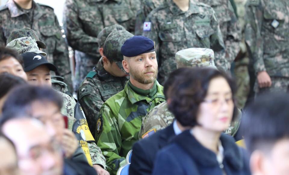 UN_Command's tweet photo. Yesterday we welcomed our newest leader in UN Command, UNC Security Battalion Deputy Commander LTC Choi Jin-yong of the ROK Army. UNCSB is the combined UNC-ROK unit responsible for preserving security in the #JointSecurityArea &amp; #Daeseongdong. #KatchiKapshida! https://t.co/ig3VsCpXzG