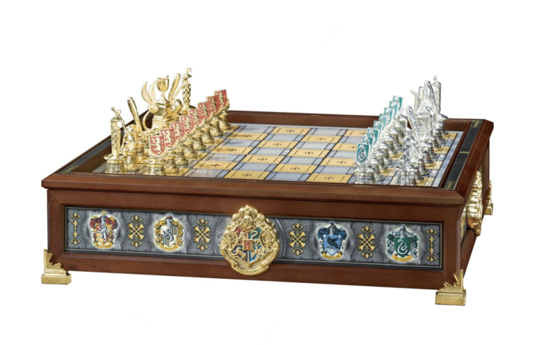 elite_traveler's tweet photo. This beautiful Quidditch Chess Set from @NobleCollUK is the perfect gift for your wannabe wizard: https://t.co/VLIIjgur4u #elitecollection #ultimategiftguide https://t.co/WIxr96P4yn