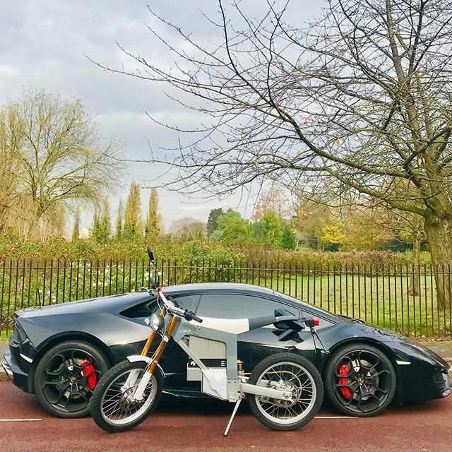 Play (very) Nice
.
.
.
#electricmotorcycle #lamborghini #supercars #supercarsoflondon #supercarsofinstagram bit.ly/337udC0
