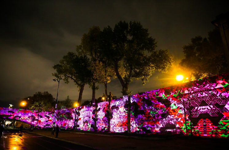 FluctuartP's tweet image. Pleins les yeux avec Atelier ATHEM et LEK&amp;amp;SOWAT ✨
-
Durant l'exposition VENI, VIDI, VINCI découvrez THE JAM PROJECT : une projection exceptionnelle sur les quais de Seine, fruit d’une collaboration entre THE JAM PROJECT et le duo d’artistes LEK&amp;amp;SOWAT.
#fluctuart #athem #mapping