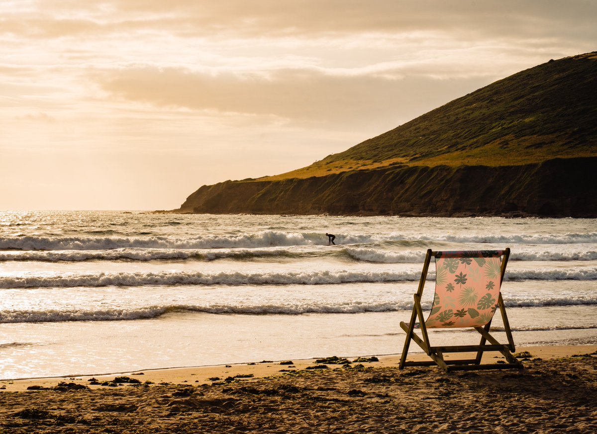 Giant Deckchairs & Friends tweet media